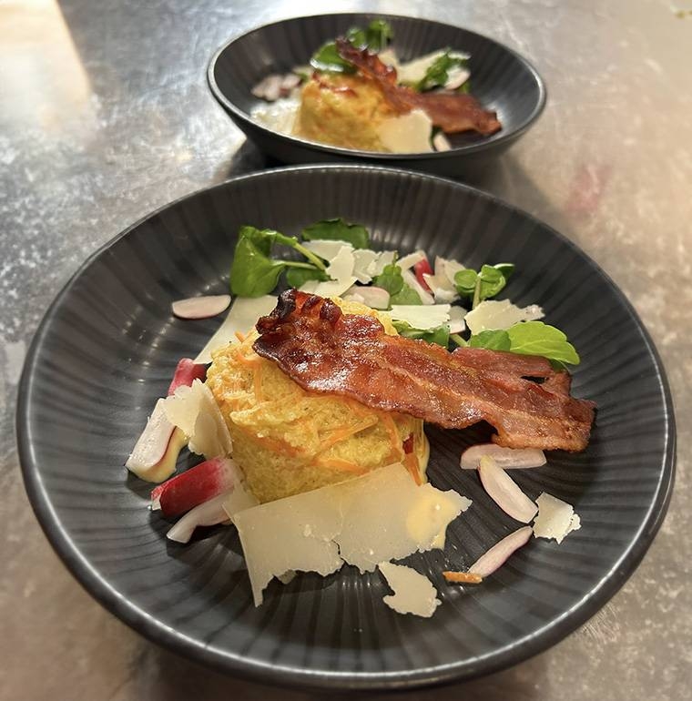 Le restaurant - Le San Petrus - Restaurant traditionnel Ardeche - Carte restaurant Saint Peray